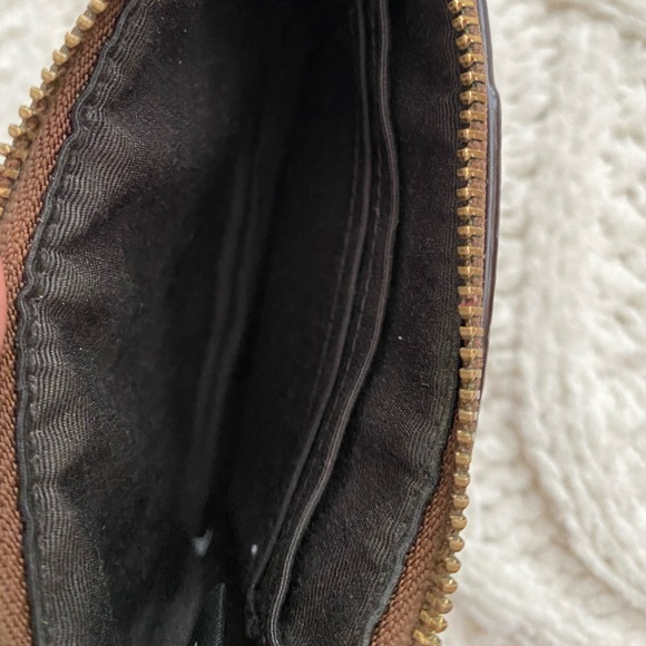 Coach Wristlet/Wallet - Picture 10 of 12